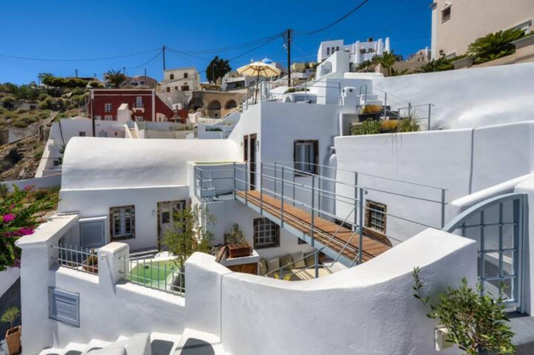 Petit Village Fira  Eksteriør billede